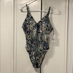 Women’s snakeskin Shade & Shore swimsuit NWT